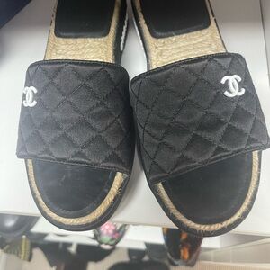 CHANEL Black lambskin Quilted Sandals
